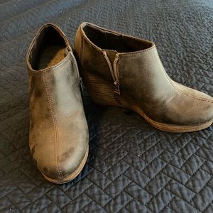 LNC Dr scholl’s wedge clogs
